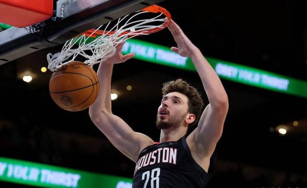 问鼎娱乐app下载 三分30投仅命中7球！申京赛后强调：加强防守与篮板